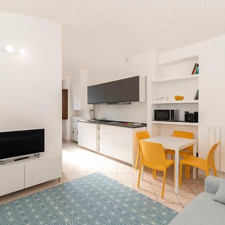 Colourful Flat San Donato Apartment Turin Ngoại thất bức ảnh