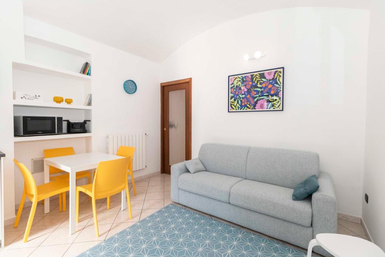 Colourful Flat San Donato Apartment Turin Ngoại thất bức ảnh