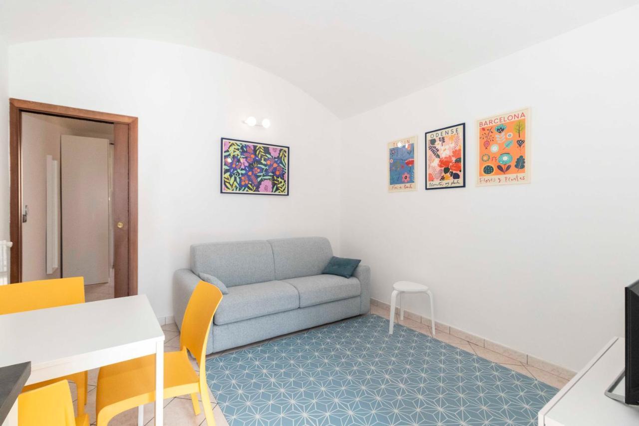 Colourful Flat San Donato Apartment Turin Ngoại thất bức ảnh