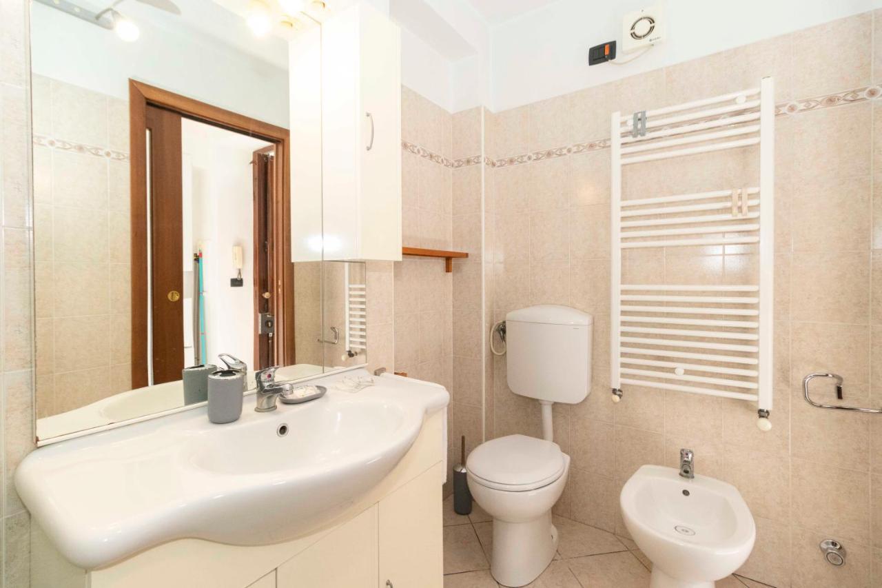 Colourful Flat San Donato Apartment Turin Ngoại thất bức ảnh