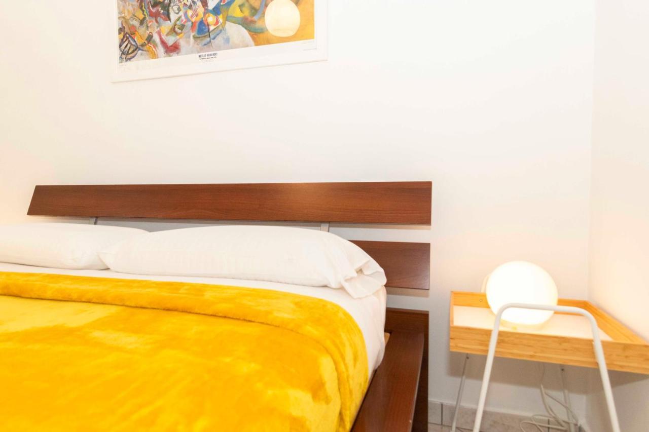 Colourful Flat San Donato Apartment Turin Ngoại thất bức ảnh